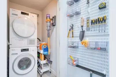 22-43 Jackson Avenue #8C, New York City, NY 11101 - Photo 21