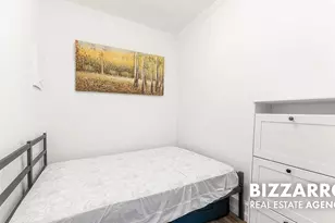 21-16 35th St, New York City, NY 11105 - Photo 7