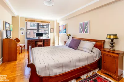 235 E 73rd Street #10B, New York City, NY 10021 - Photo 7