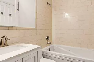 2070 5th Ave, New York City, NY 10035 - Photo 9