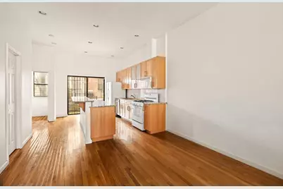 2070 Fifth Avenue #TH, New York City, NY 10035 - Photo 3