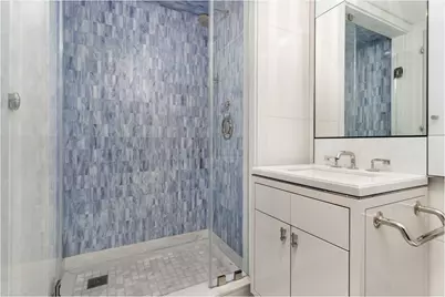 21 E 61st Street #9C, New York City, NY 10065 - Photo 11