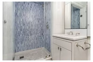 21 E 61st St, New York City, NY 10065 - Photo 11