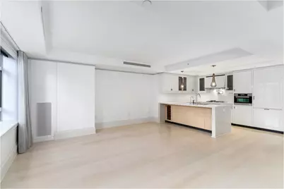 21 E 61st Street #9C, New York City, NY 10065 - Photo 3