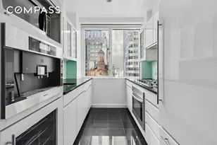 60 E 55th St, New York City, NY 10022 - Photo 3