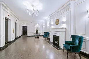 302 W 12th St, New York, NY 10014 - Photo 11