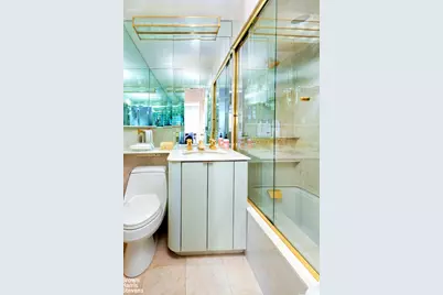 530 E 72nd Street #4D, New York City, NY 10021 - Photo 9