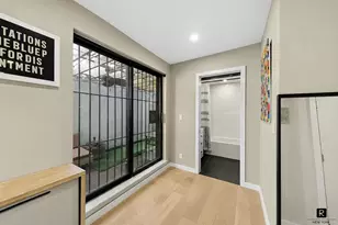 239 E 10th St, New York City, NY 10003 - Photo 17