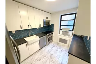 445 W 240th St, New York City, NY 10463 - Photo 5