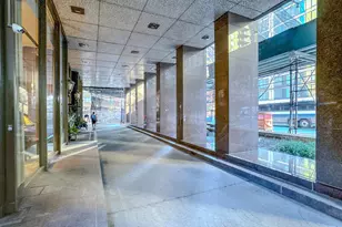 300 E 40th St, New York City, NY 10016 - Photo 13
