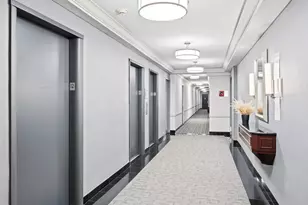 300 E 40th St, New York City, NY 10016 - Photo 9