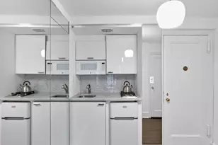 203 E 72nd St, New York City, NY 10021 - Photo 7