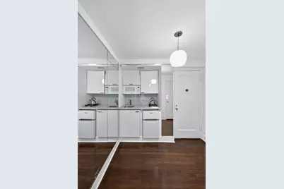 203 E 72nd Street #3N, New York City, NY 10021 - Photo 7