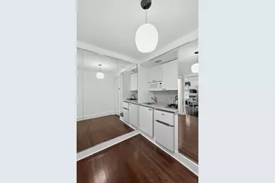 203 E 72nd Street #3N, New York City, NY 10021 - Photo 9