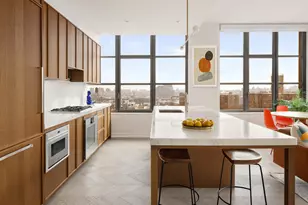 115 York St, New York City, NY 11201 - Photo 3