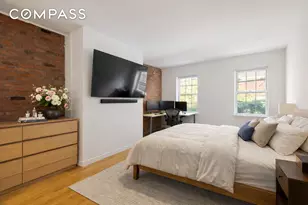 449 Hudson St, New York City, NY 10014 - Photo 11