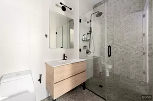 210 N 10th St, New York City, NY 11211 - Photo 7