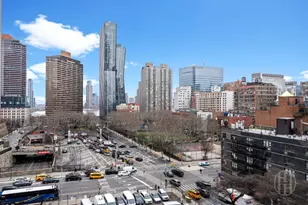 225 E 36th St, New York City, NY 10016 - Photo 9