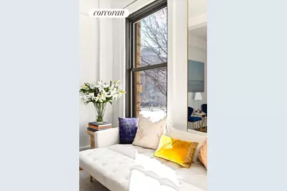 135 Eastern Parkway #2B1, New York City, NY 11238 - Photo 3