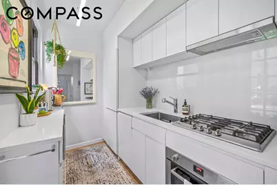 140 W 58th Street #PHA, New York City, NY 10019 - Photo 9