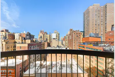 150 E 85th Street #11E, New York City, NY 10028 - Photo 3