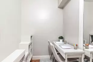 200 E 78th St, New York City, NY 10075 - Photo 7