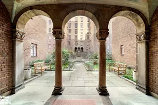 115 E 67th St, New York City, NY 10065 - Photo 15