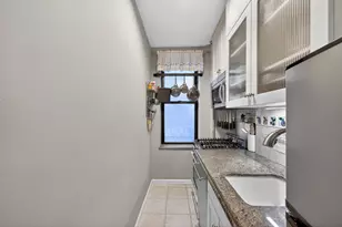 210 W 103rd St, New York City, NY 10025 - Photo 9