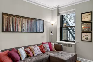 210 W 103rd St, New York City, NY 10025 - Photo 5