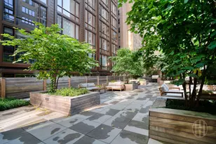 225 E 19th St, New York City, NY 10003 - Photo 19