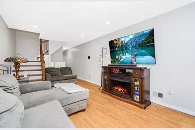 22 Globe Avenue, New York, NY 10314 - Photo 3