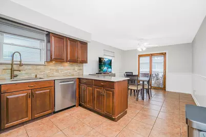 22 Globe Avenue, New York, NY 10314 - Photo 5