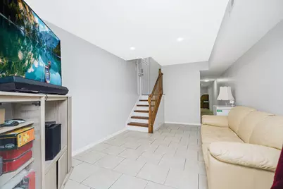 22 Globe Avenue, New York, NY 10314 - Photo 17