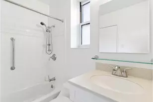 112-20 72nd Dr, New York City, NY 11375 - Photo 7