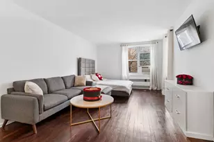 112-20 72nd Dr, New York City, NY 11375 - Photo 3