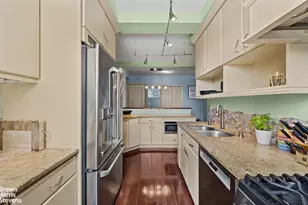 110 W 86th St, New York City, NY 10024 - Photo 5