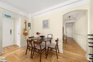 245 E 72nd St, New York City, NY 10021 - Photo 3