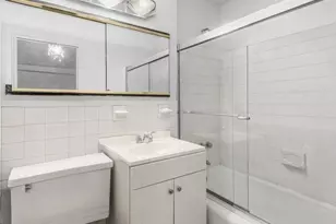 301 E 22nd St, New York, NY 10010 - Photo 11