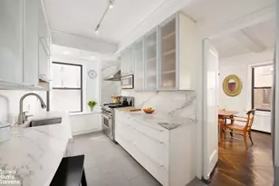 321 W 78th St, New York City, NY 10024 - Photo 3