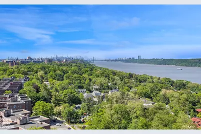 5700 Arlington Avenue #21R, New York City, NY 10471 - Photo 11