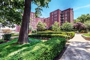 5635 Netherland Ave, New York City, NY 10471 - Photo 7