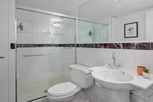 253 W 73rd St, New York City, NY 10023 - Photo 11