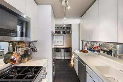 250 W 89th Street #8G, New York City, NY 10024 - Photo 7