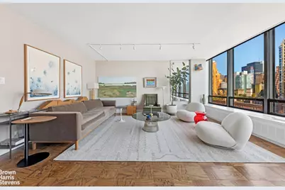 870 United Nations Plaza #16D, New York City, NY 10017 - Photo 1