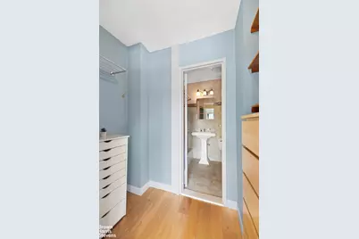 142 W End Avenue #18RS, New York, NY 10023 - Photo 7