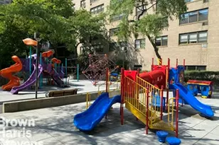 142 West End Ave, New York, NY 10023 - Photo 15