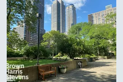 142 W End Avenue #18RS, New York, NY 10023 - Photo 17