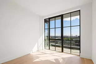 22-18 Jackson Ave, New York City, NY 11101 - Photo 15