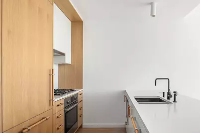 22-18 Jackson Avenue #1010, New York City, NY 11101 - Photo 3