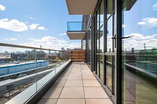 22-18 Jackson Ave, New York City, NY 11101 - Photo 5